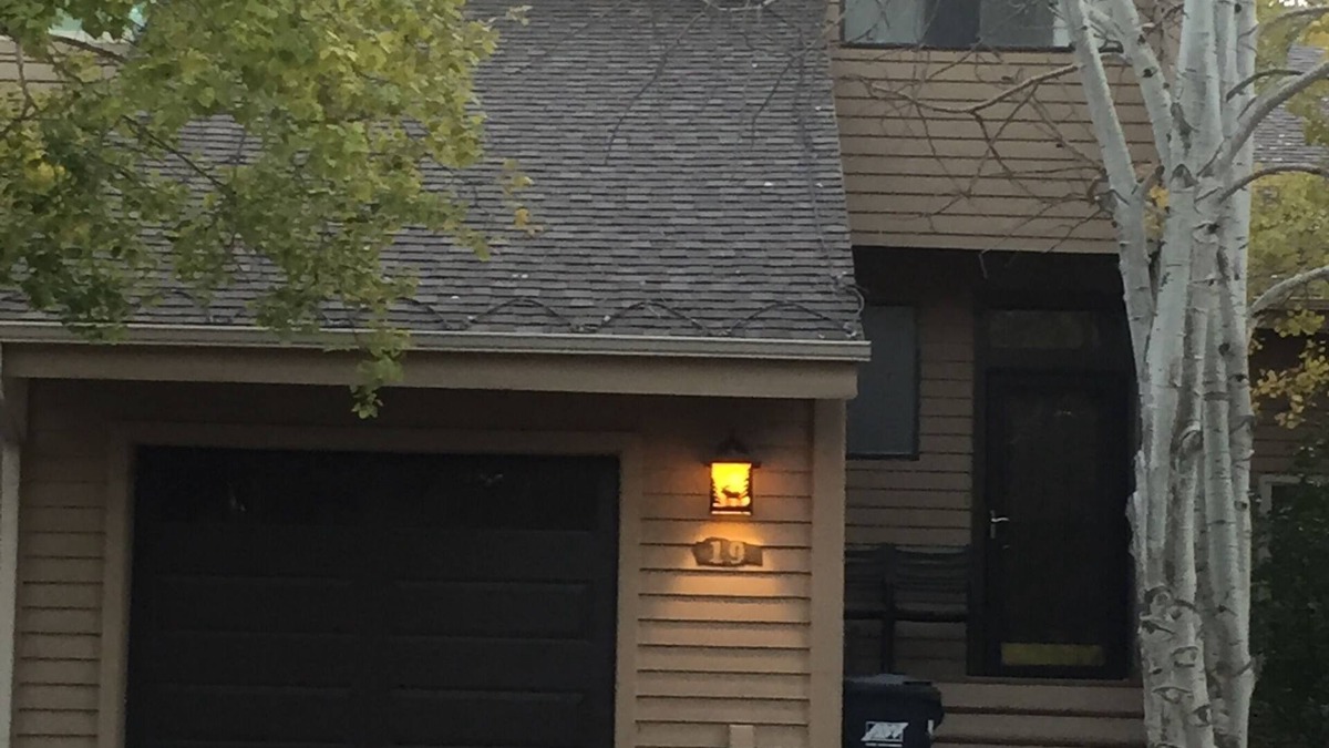 Willow Bend East House | Park City Town Home-Conveniently Located-Quiet Neighborhood