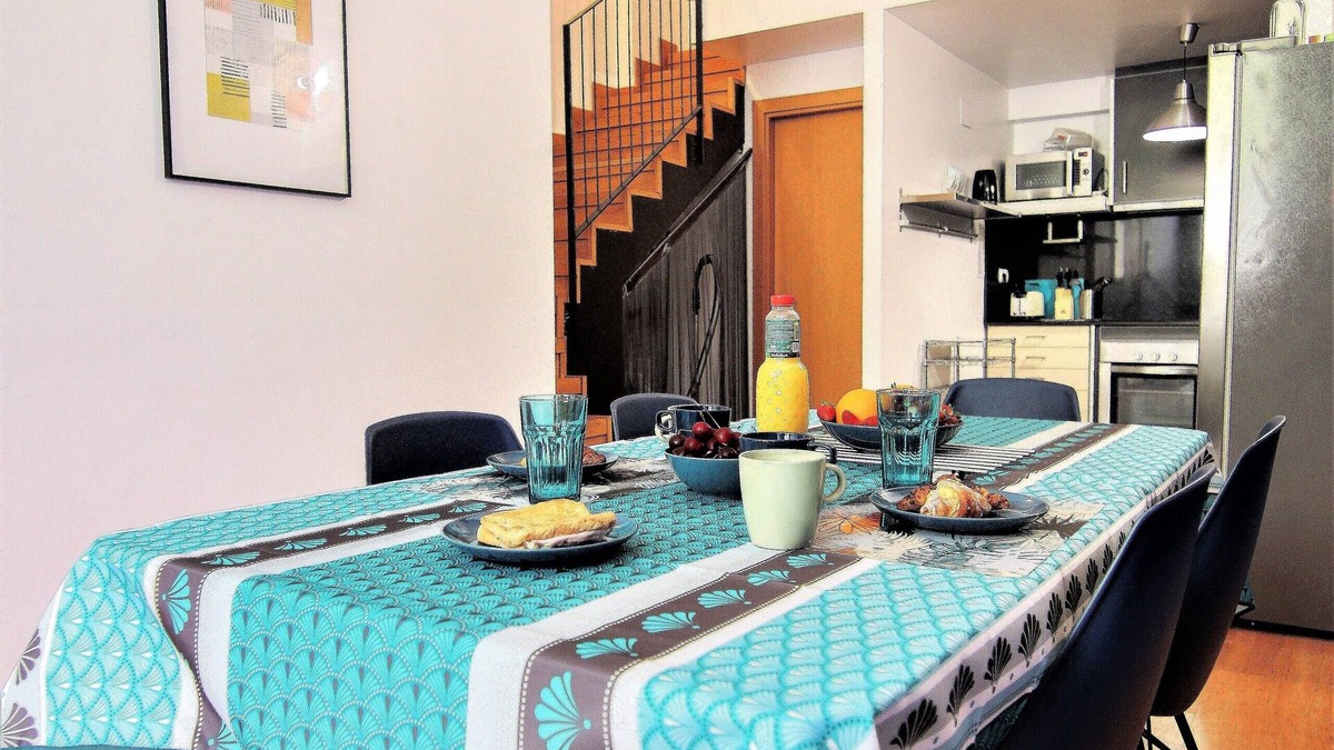 El Carmel Apartment | PARK GÜELL GREAT & STYLISH TRIPLEX & PATIO