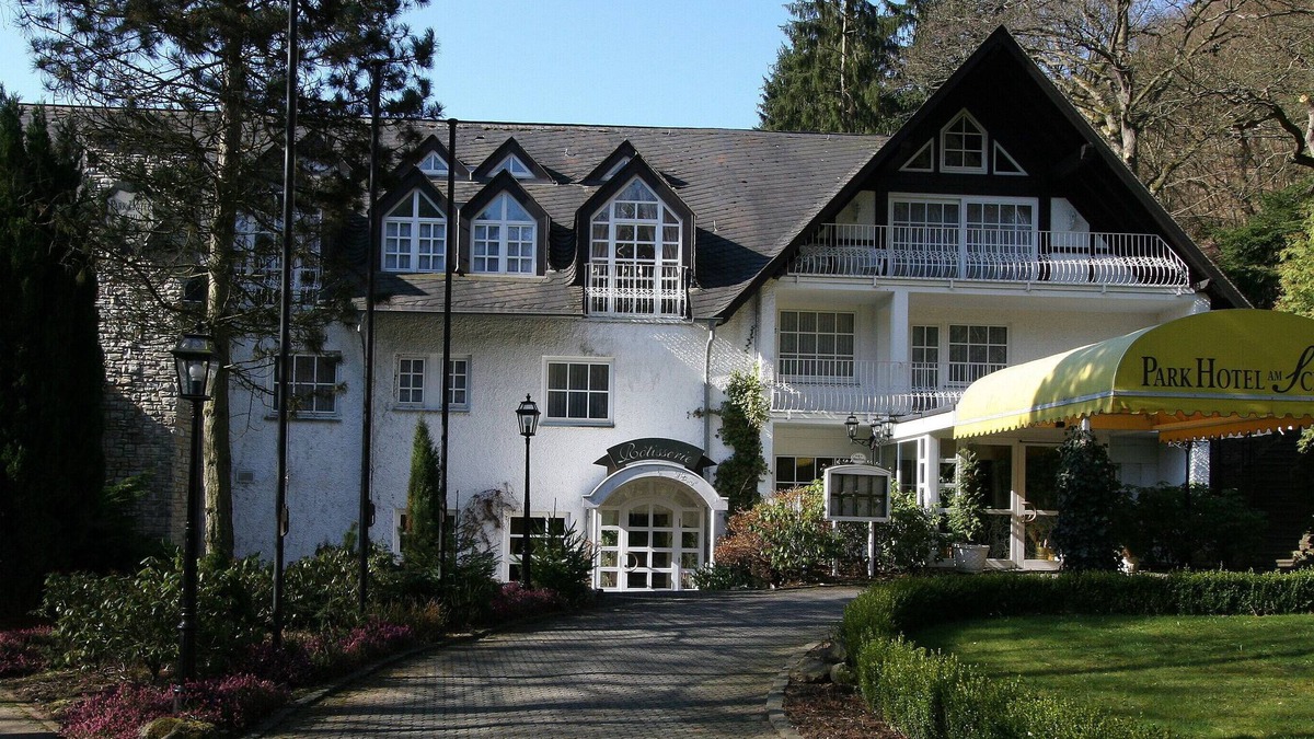 Ettringen Hotel | Park Hotel Am Schloss