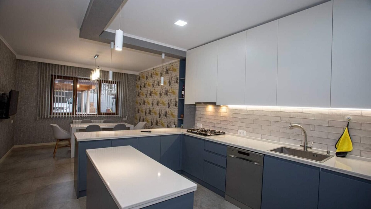 Vedzebi Villa | Park Hotel With Sauna, Swimming Pool, Barbeque, Tennis