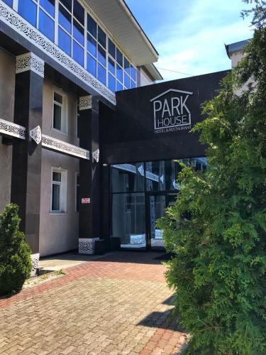 Taldykorgan Hotel | Park House Taldykorgan