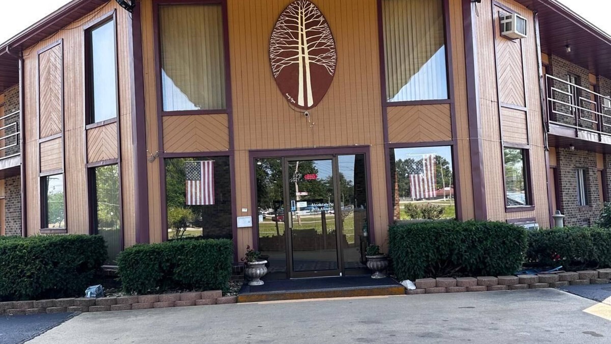 Linton Hotel | Park Inn Motel