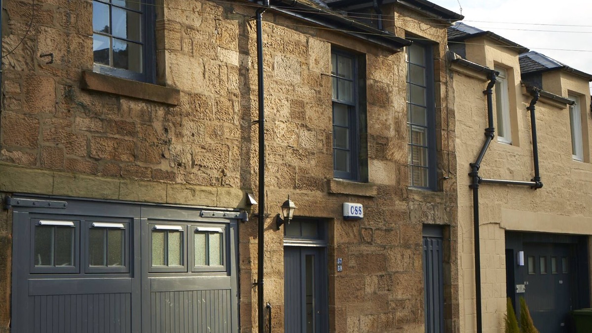 Kelvinbridge Cottage | Park Mews - Glasgow Scotland