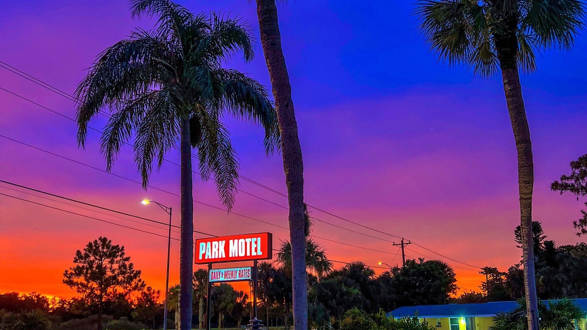 Diplomat Hotel | Park Motel