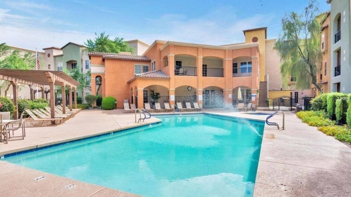 Surprise Condo | Park Place Condo Luxury Living- Gated Community