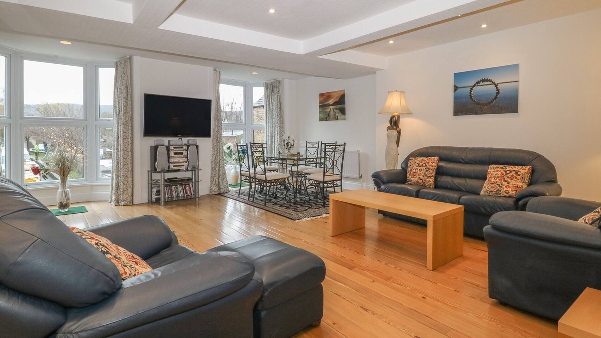 Pateley Bridge Cottage | PARK ROAD APARTMENT, family friendly in Pateley Bridge