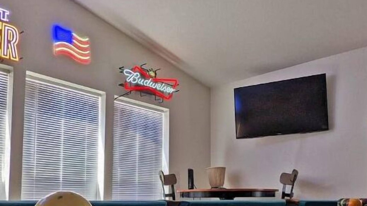 Cienega Springs House | Parker, AZ - Hilltop Hideaway