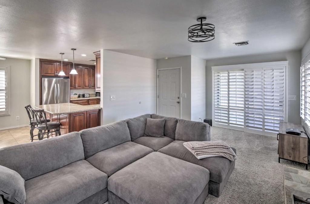 Cienega Springs House | Parker Home on the Colorado River with Views!