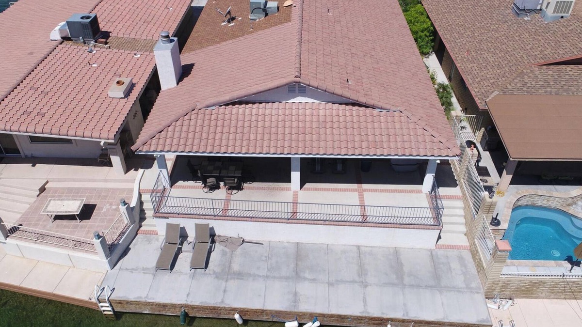 Moovalya Keys House | Parker Keys-Two Houses from the River