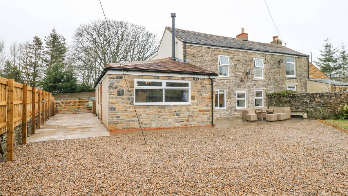 Alston Cottage | PARKERS HOUSE, pet friendly, character holiday cottage in Alston