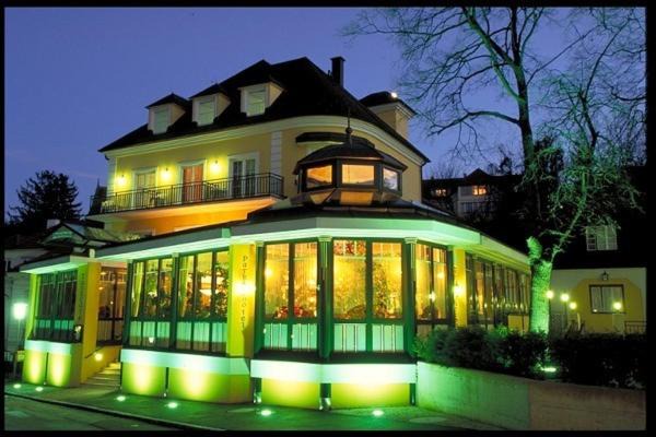 Bad Sauerbrunn Hotel | Parkhotel Neubauer