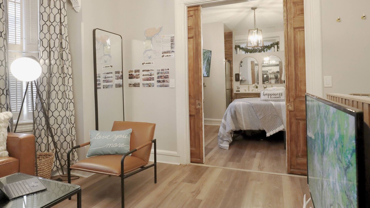 Woodbury House | Parking, Near Philly&Airport, Superfast WIFI