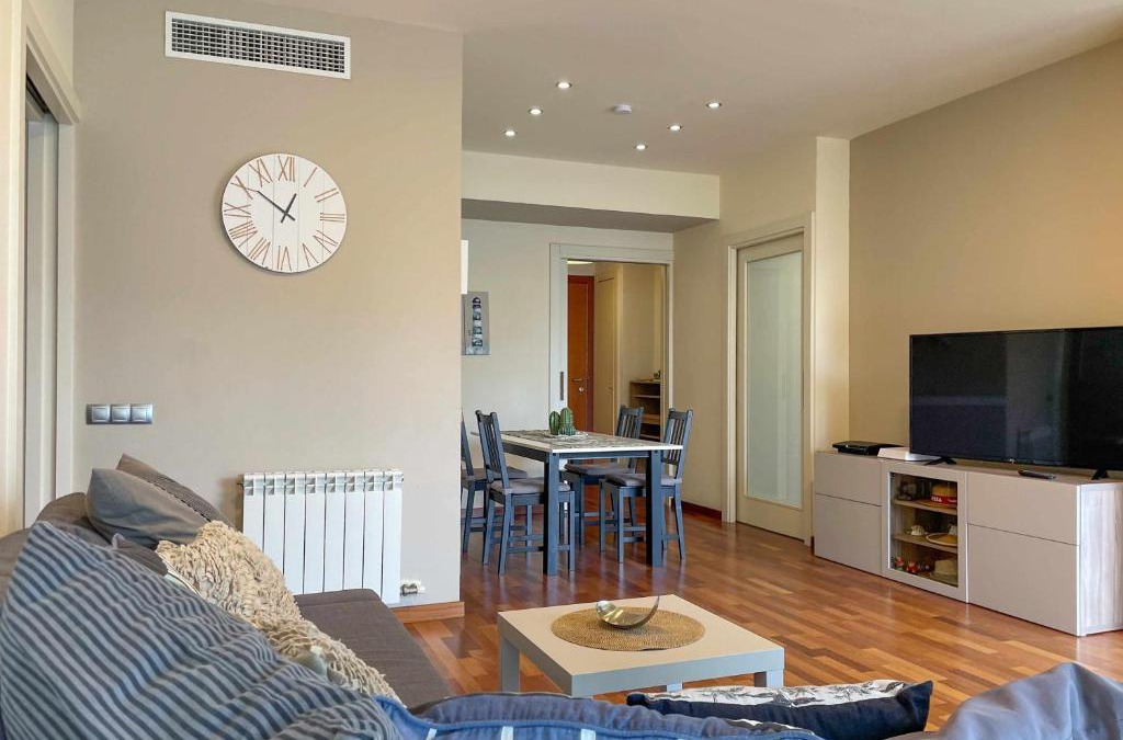 Vilanova I la Geltru Apartment | Parking Terraza Soleada Netflix Equipado Hostem