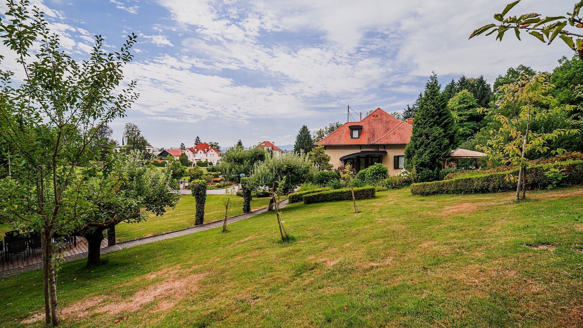 Ljubljana Apartment | Parkside Haven w/4 Bedrooms&free parking