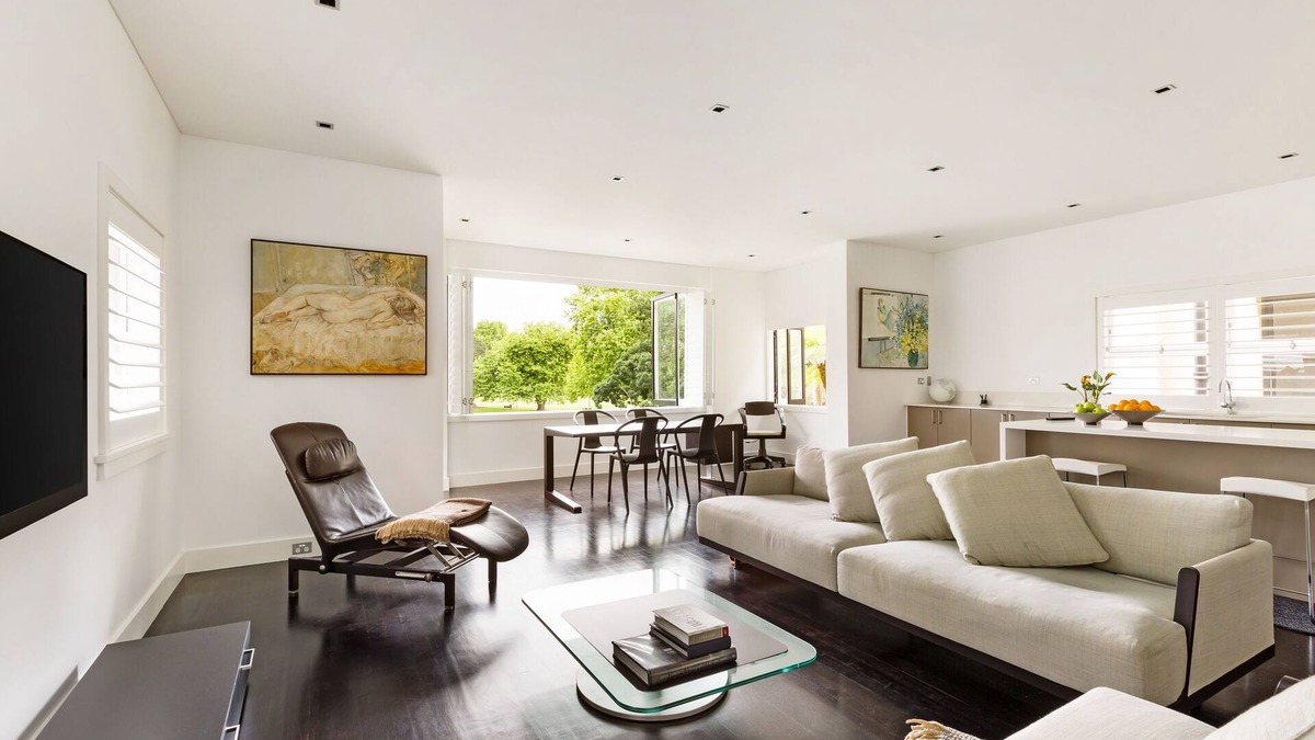 Darling Point Apartment | PARKSIDE PERFECTION- LUXURY EXEC STYLE RESIDENCE
