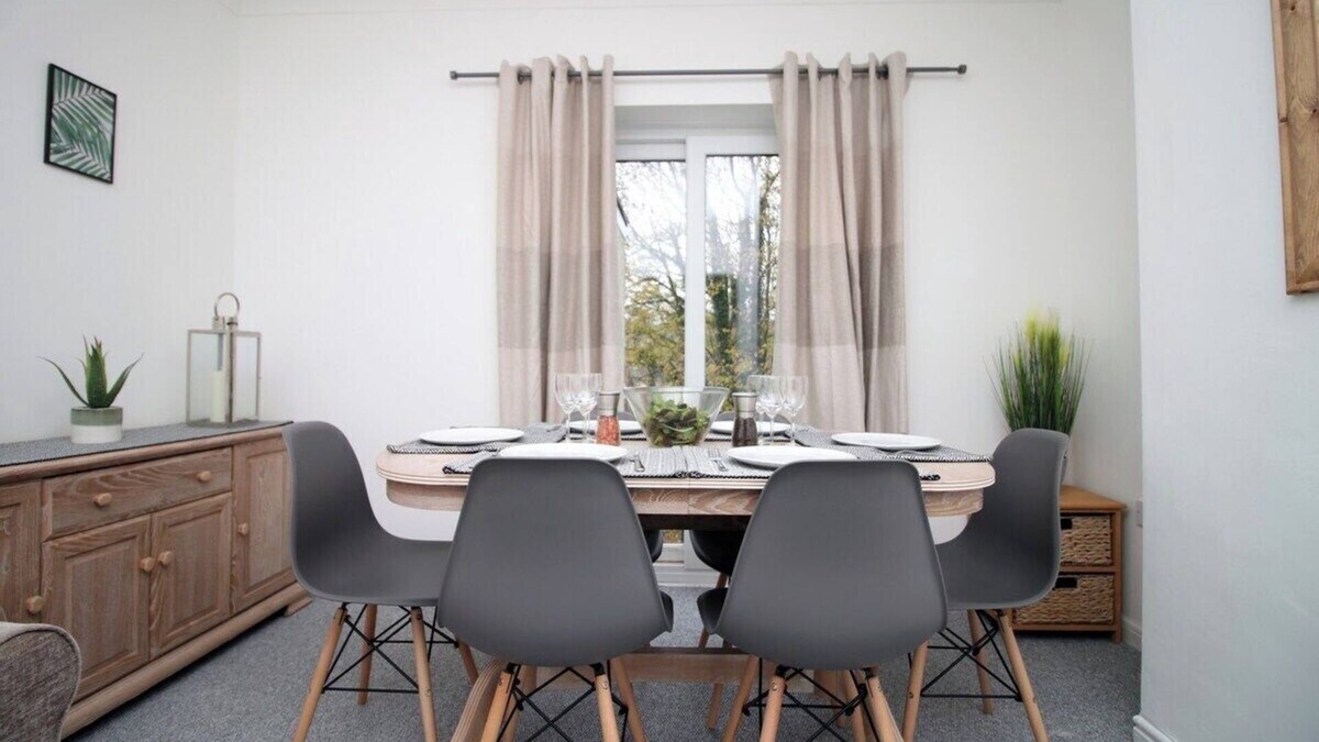 Newport House | Parkview by Tŷ SA - spacious 3 bed in Newport