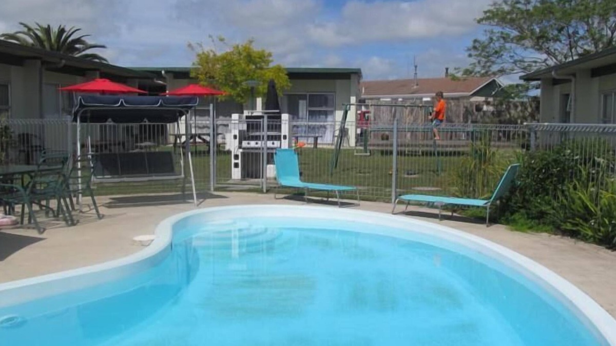 Dargaville Hotel | Parkview Motel