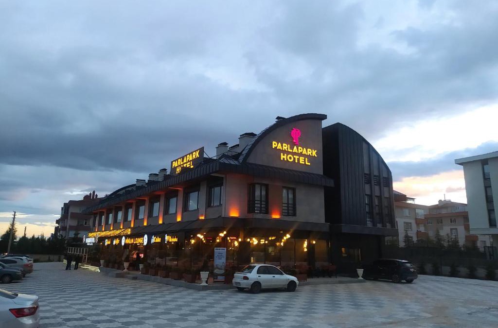 Selcuklu Hotel | Parla Park Otel