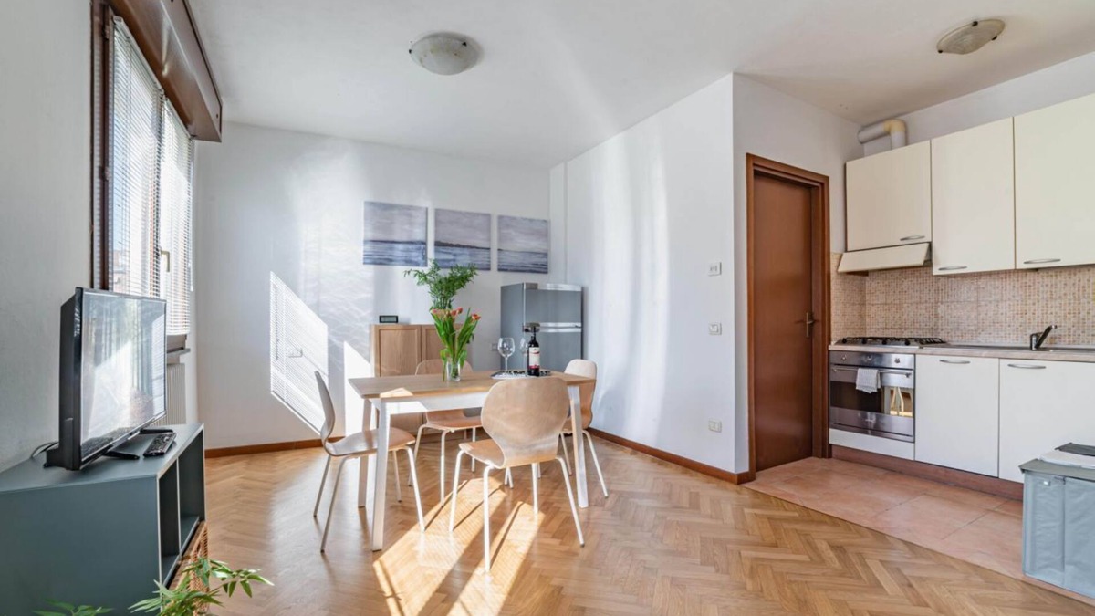 Pablo Apartment | Parma Parco Ducale Duplex and Luminous Apartment