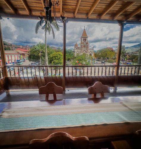 Urrao Hotel | Parque Orquídeas Hotel