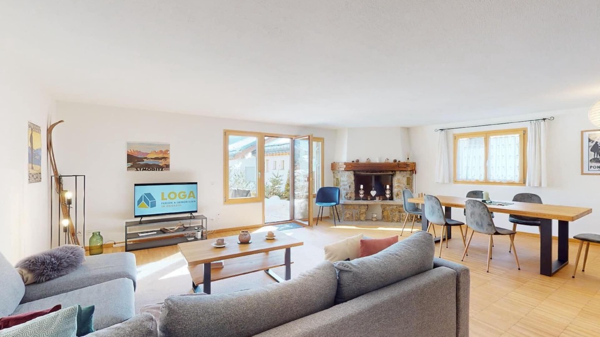 Champfer Apartment | Partially renovated, bright 3 1/2 room apartment on the ground floor with a sunn