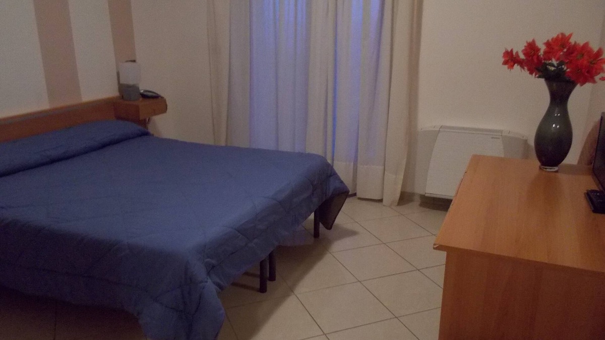 Ospedaletto D'Alpinolo Hotel | PARTNER ROOM - ROYAL HOTEL
