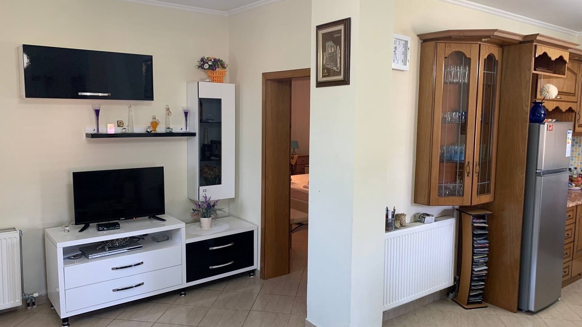 Mbrostar-Urë Villa | Pasho's House: Your Perfect Albanian Getaway!