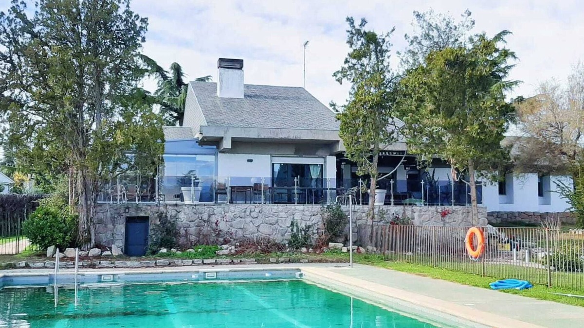 Alpedrete House | PasiasHouse Casa de la Sierra Madrileña, Private and Exclusive