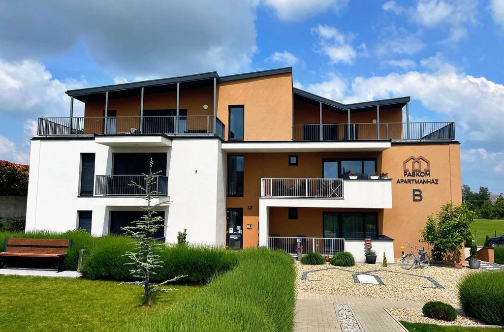 Nyergesujfalu Apartment | Paskom Apartmanház