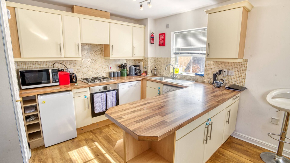 Aubourn Apartment | Pass the Keys | Well equipped apartment near A46