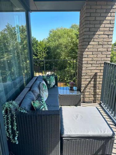 Copers Cope Apartment | Pass the Keys 2 Bed Beckenham apartment w 24h Gym and Work Hub