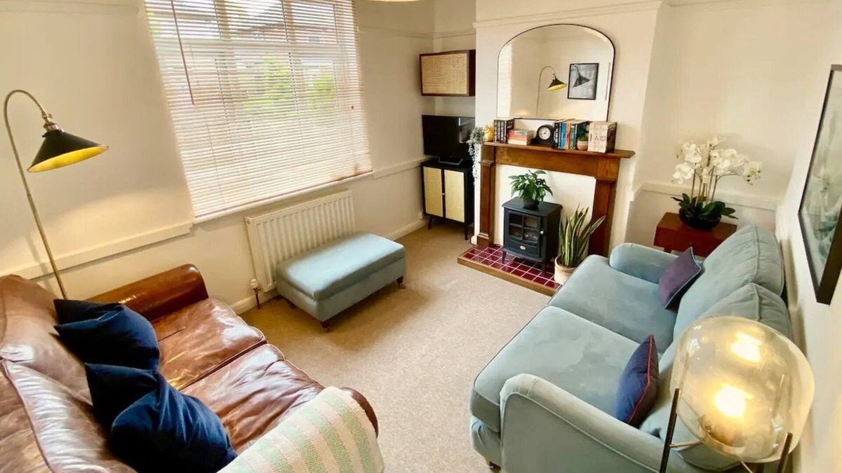Shrewsbury House | Pass the Keys | 3 Bedroom home, within walking distance of town