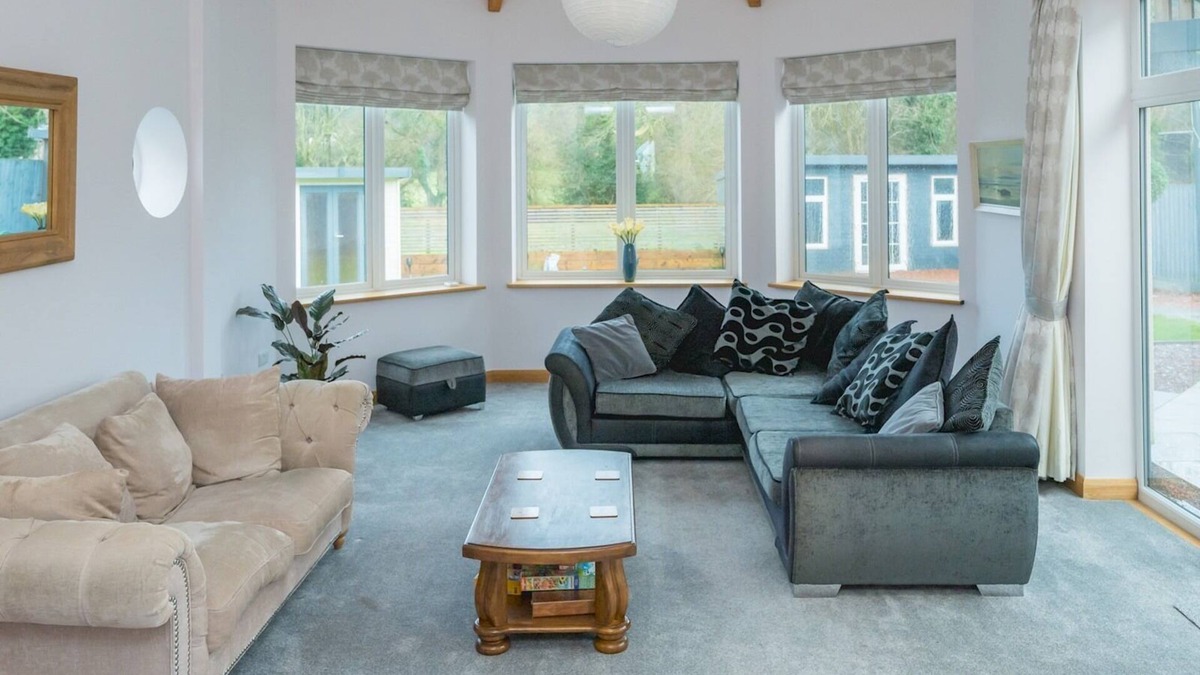 Pontesbury House | Pass the Keys | 4 Bedroom, modern, spacious home