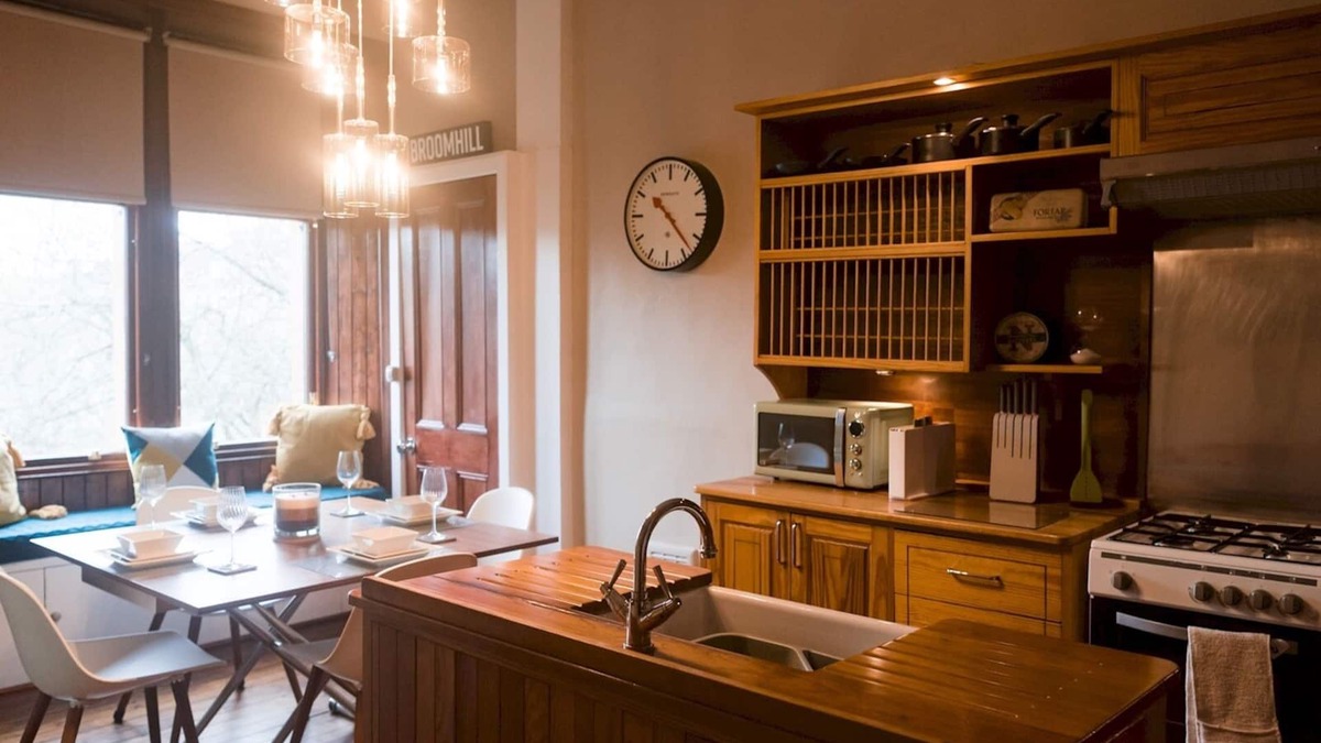 North West Apartment | Pass the Keys | Beautiful, traditional 2 bed flat with free parking
