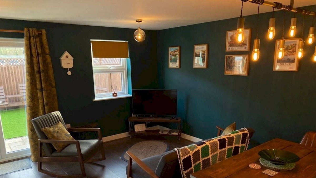 Galmpton House | Pass the Keys | Brand-New 3 bed Brixham Torbay Home Free Parking