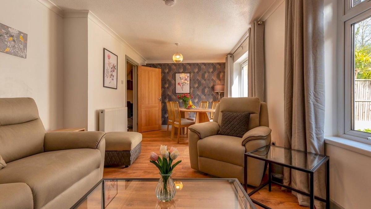 Telford House | Pass the Keys | Charming Home + Garden | Family-Friendly Telford