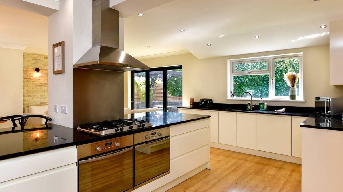 Llanishen House | Pass the Keys | Classy house in Llanishen!