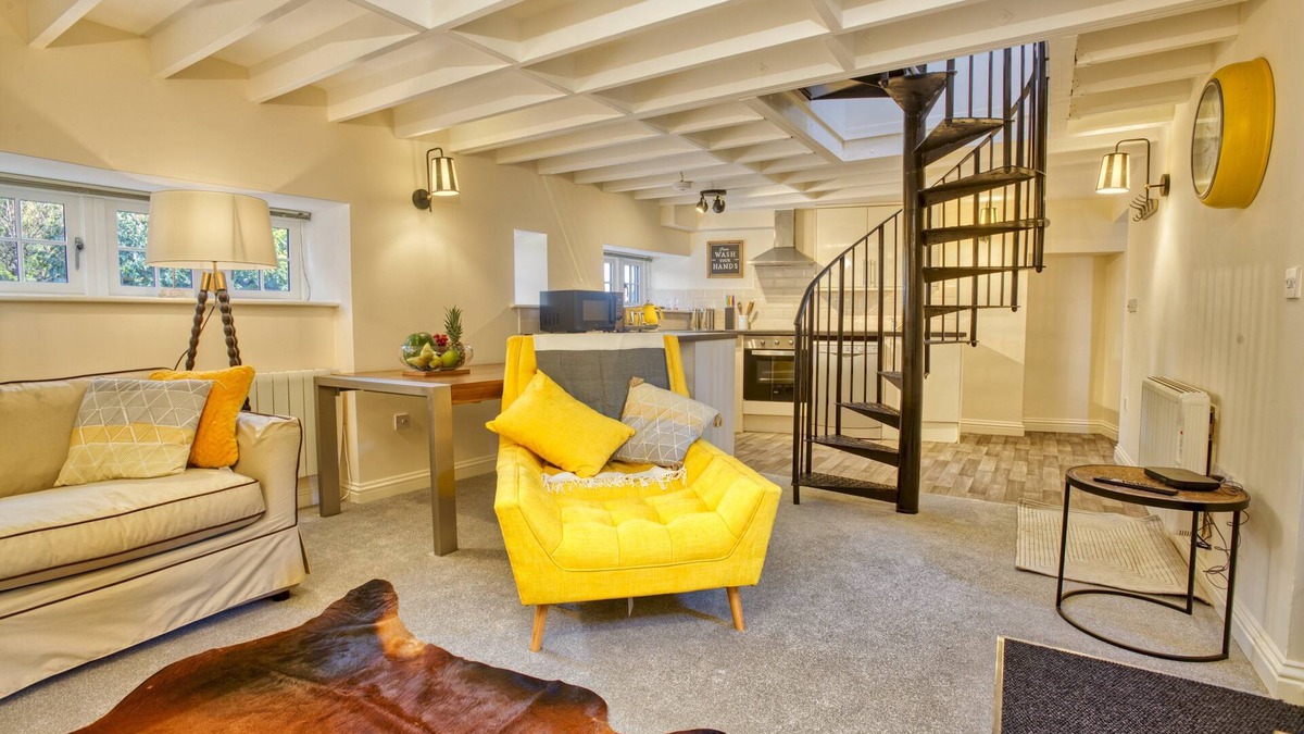 Sleaford Apartment | Pass the Keys | Homey flat in Sleaford Centre