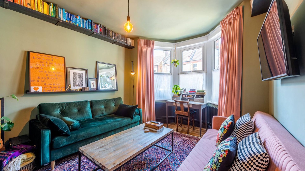 Lea Bridge Apartment | Pass the Keys | Little Leyton Garden Flat