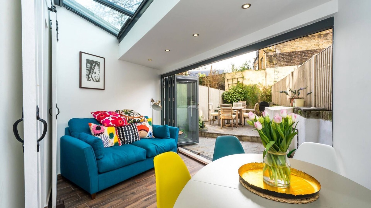 Canonbury House | Pass the Keys | Modern & Stylish Garden Home in Islington