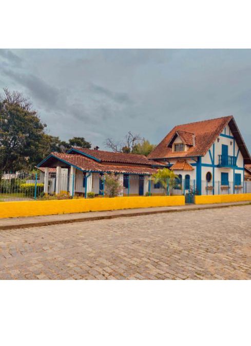 Passa Quatro House | Passa Quatro- CASA INTEIRA RUSTICA para até 9 pessoas