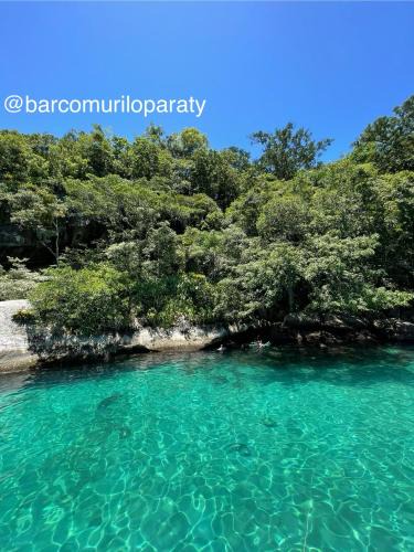 Mambucaba Boat Rental | Passeio de barco em Paraty