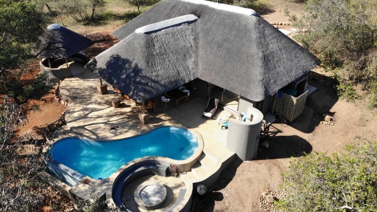 Marloth Park Villa | Pata Pata House is a luxurious modern Bush House