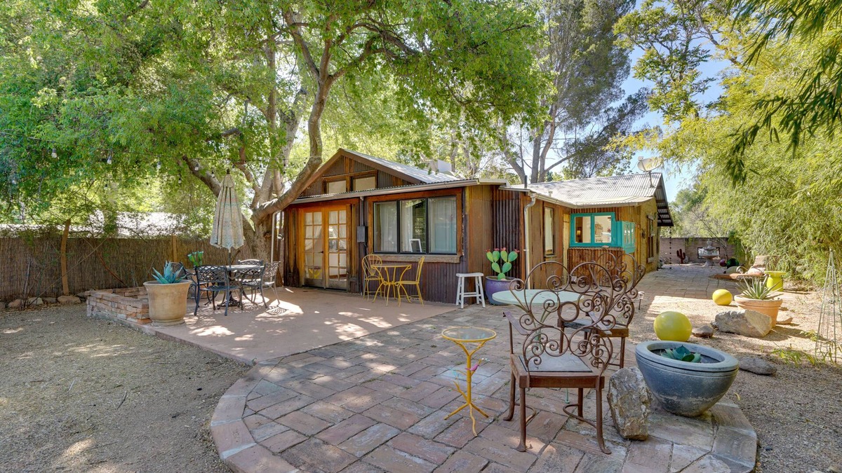 Patagonia Cottage | Patagonia Cottage w/Patio & Yard: Walk to Town!