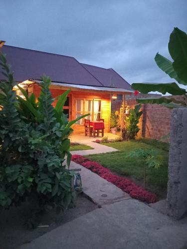 Arusha Bed & Breakfast | Patience Airport cottages