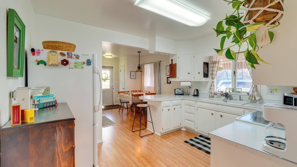 Conrad Cottage | Patio, Grill & Outdoor Dining: Conrad Home!