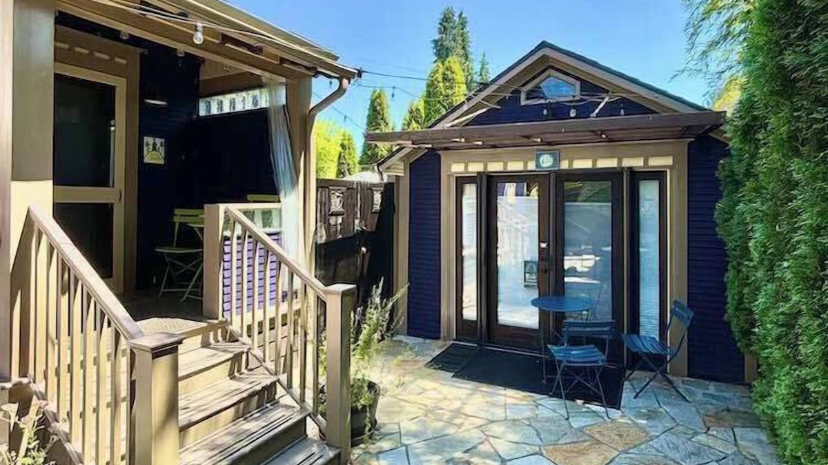 Humboldt Villa | Patio Villa for 1-4 w/kitchens & gas firepit