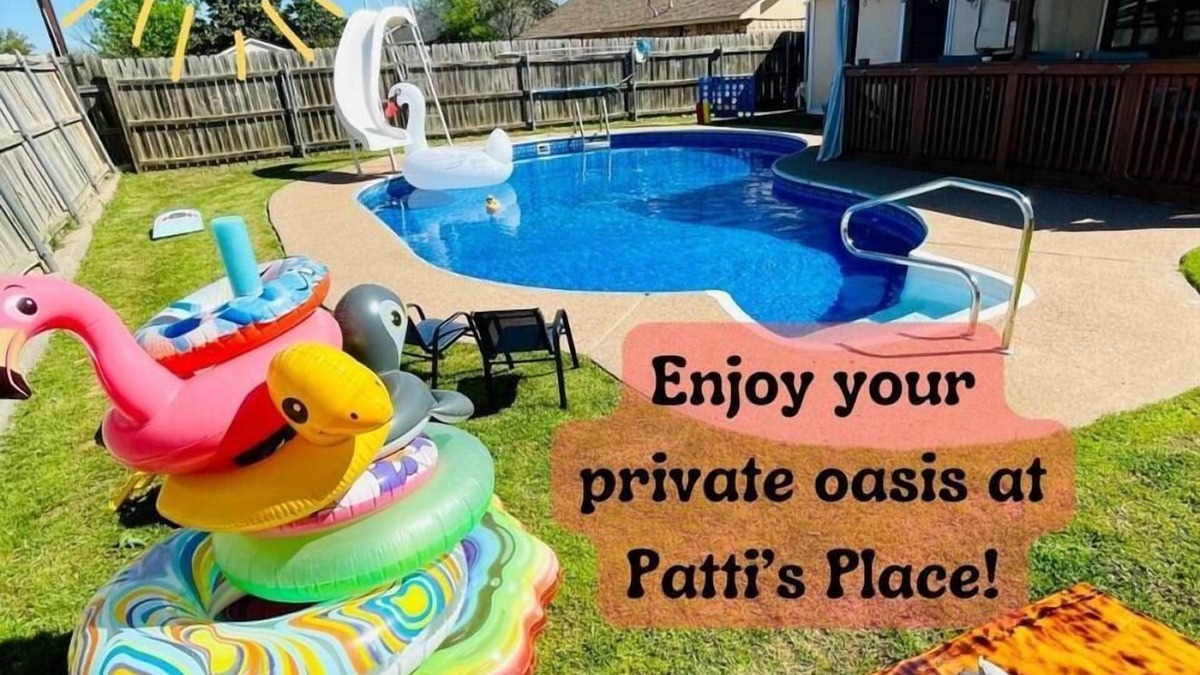 Abilene House | Patti's Place (POOL | Sleeps 9)!
