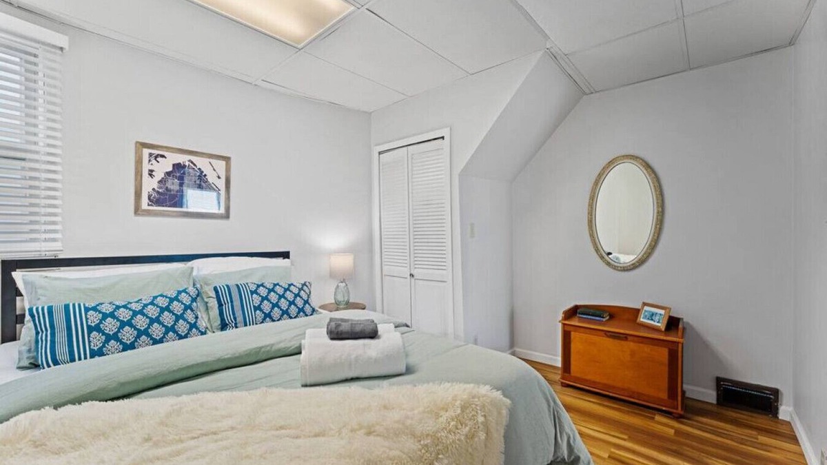 East End Apartment | Pattison's Peaceful Retreat