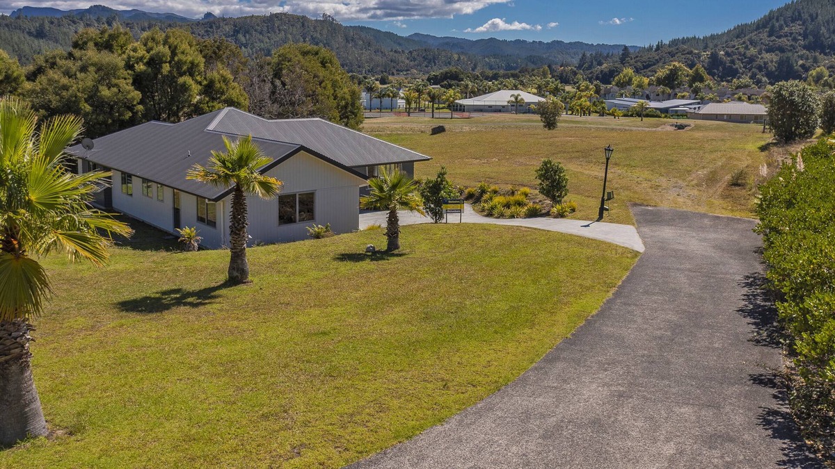 Pauanui House | Pauanui Pines - Pauanui Holiday Home